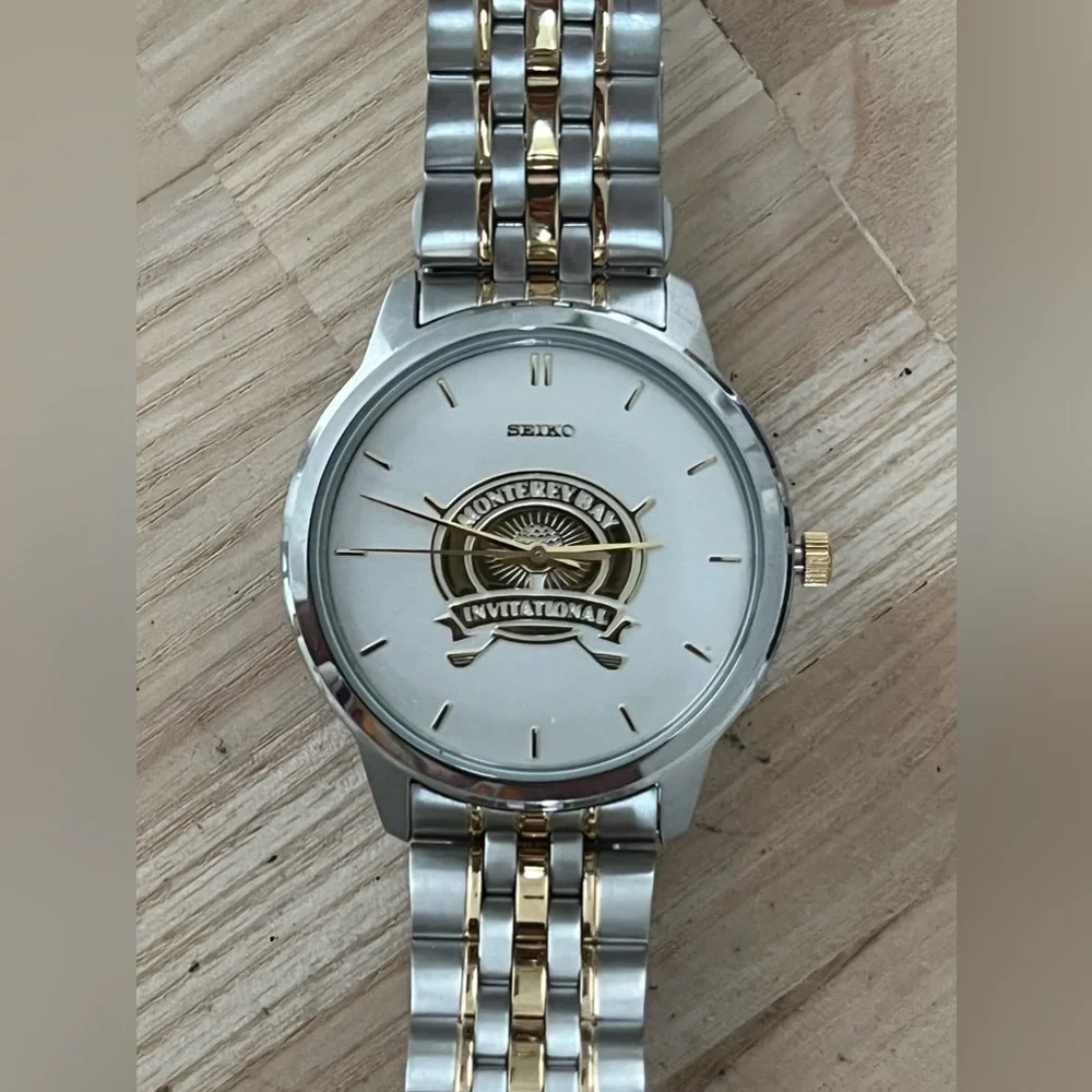 Seiko RARE Monterey Bay Invitational Golf Men’s Watch White Dial 2-Tone Bracelet